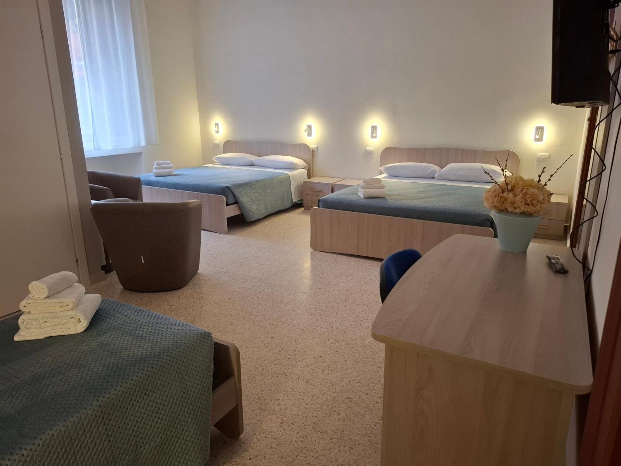 Bed and Breakfast Lupi E Agnelli Барі Екстер'єр фото