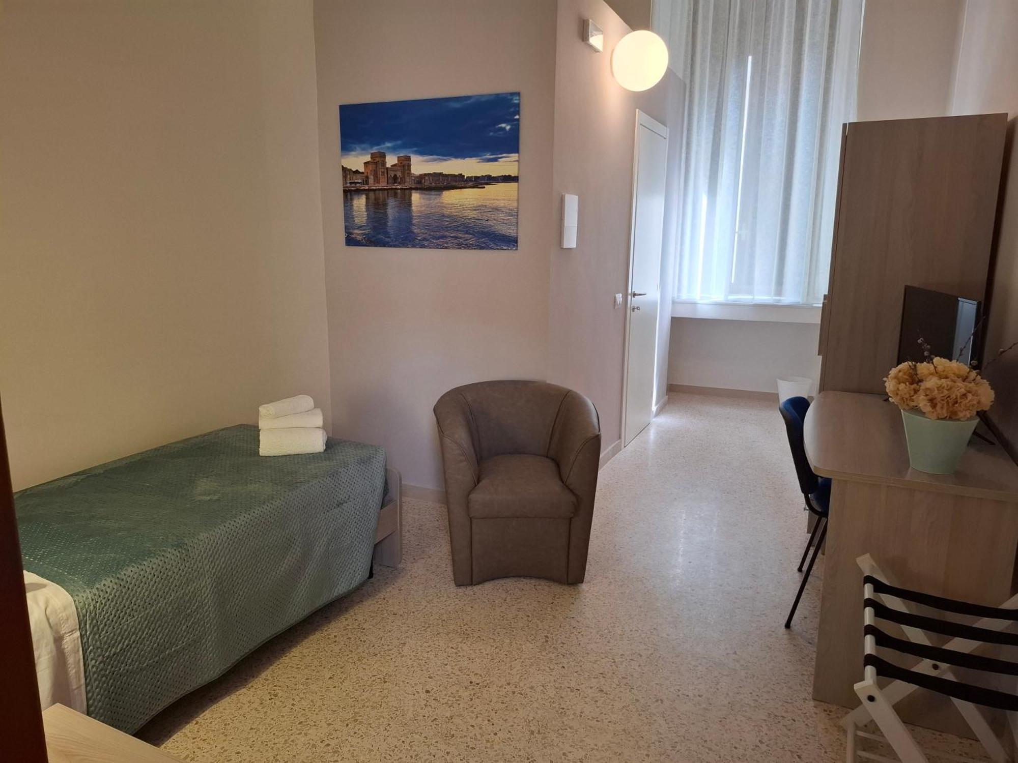 Bed and Breakfast Lupi E Agnelli Барі Екстер'єр фото