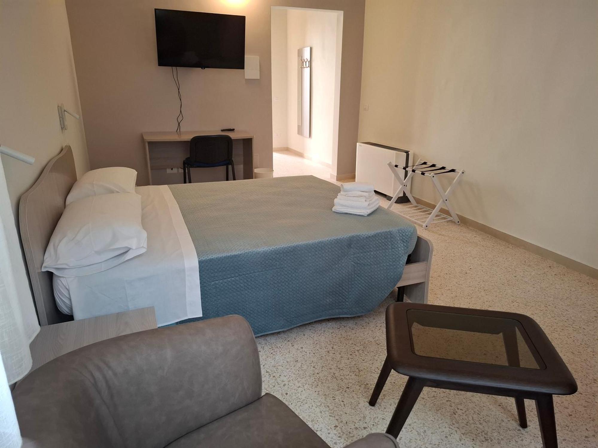 Bed and Breakfast Lupi E Agnelli Барі Екстер'єр фото