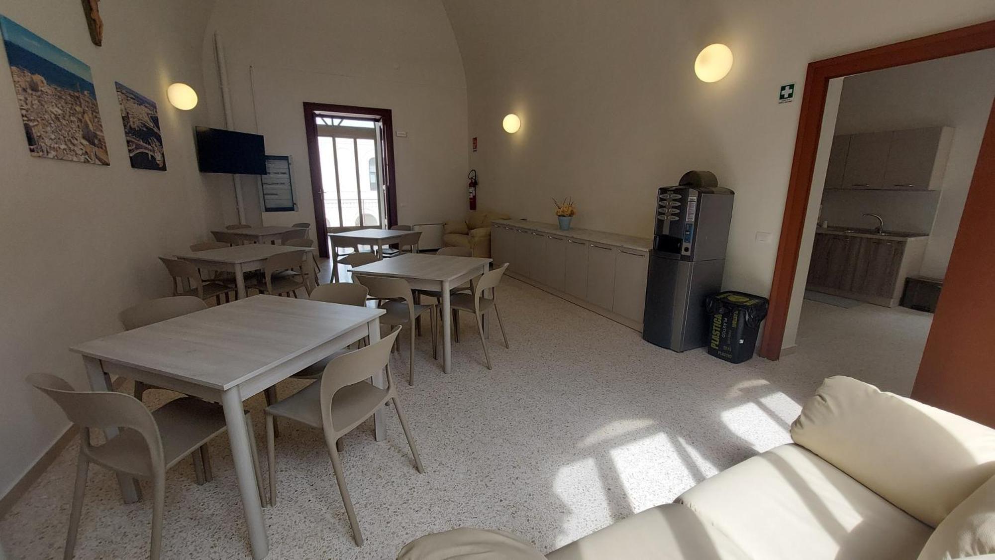 Bed and Breakfast Lupi E Agnelli Барі Екстер'єр фото