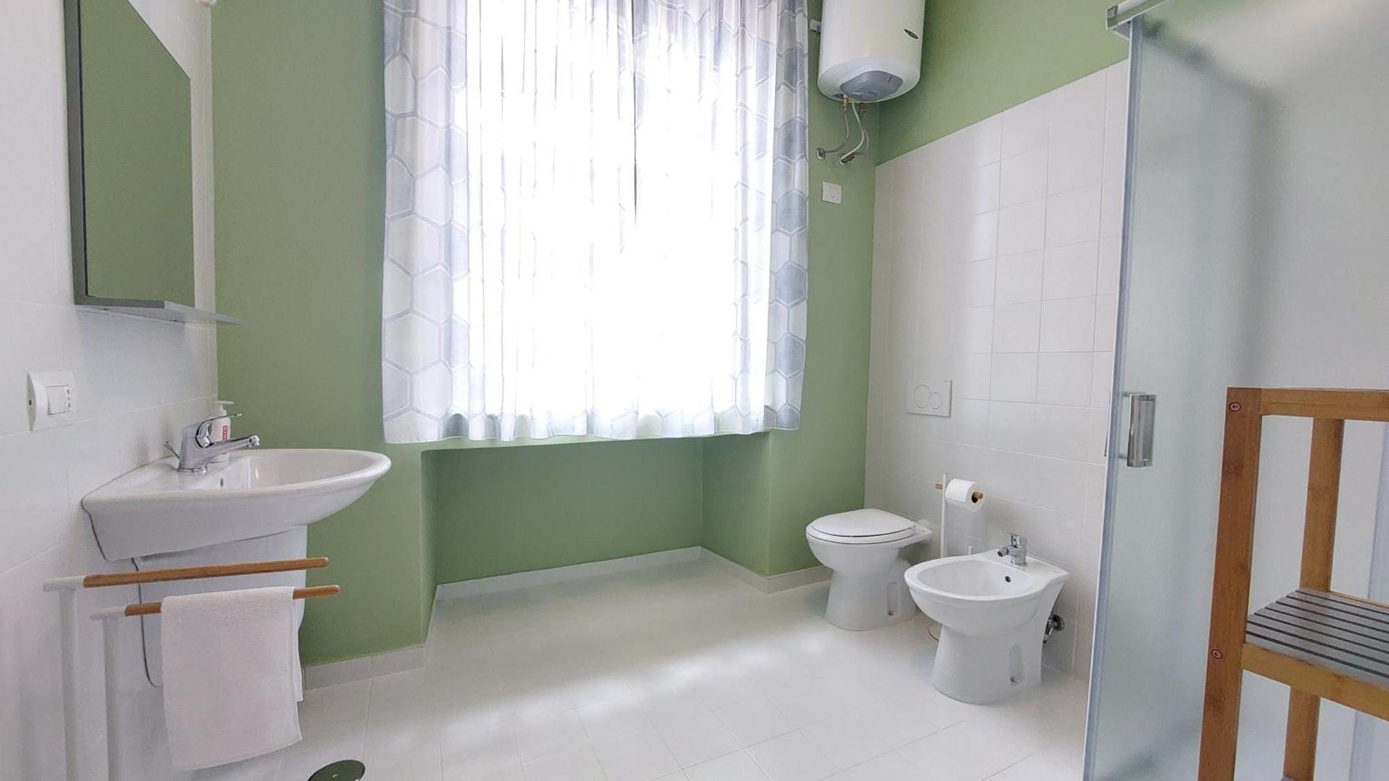 Bed and Breakfast Lupi E Agnelli Барі Екстер'єр фото